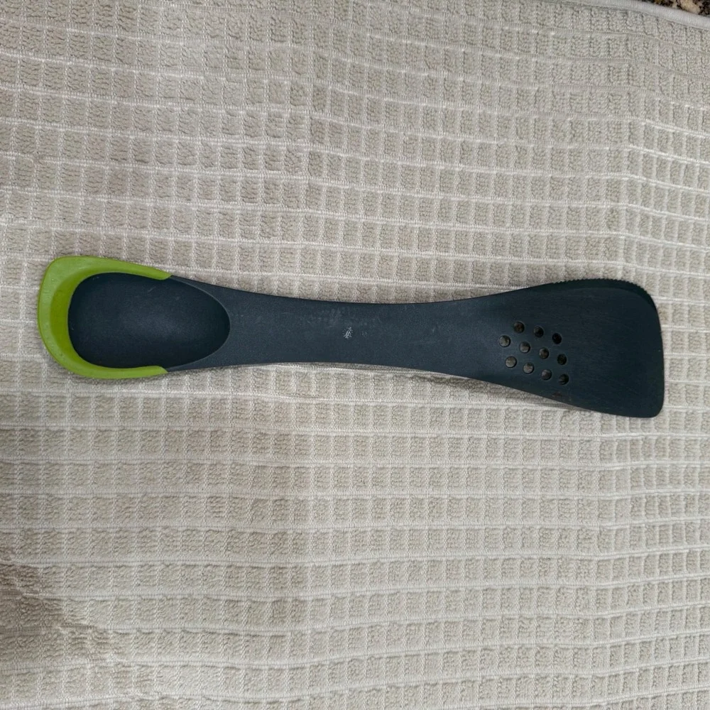 Joseph Joseph Uni-tool 5-in-1 Multi-Function Kitchen Utensil Grey Green‎